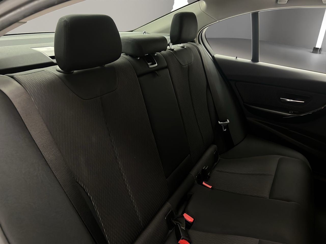 BMW Serie 3 318dA Business - Foto 20