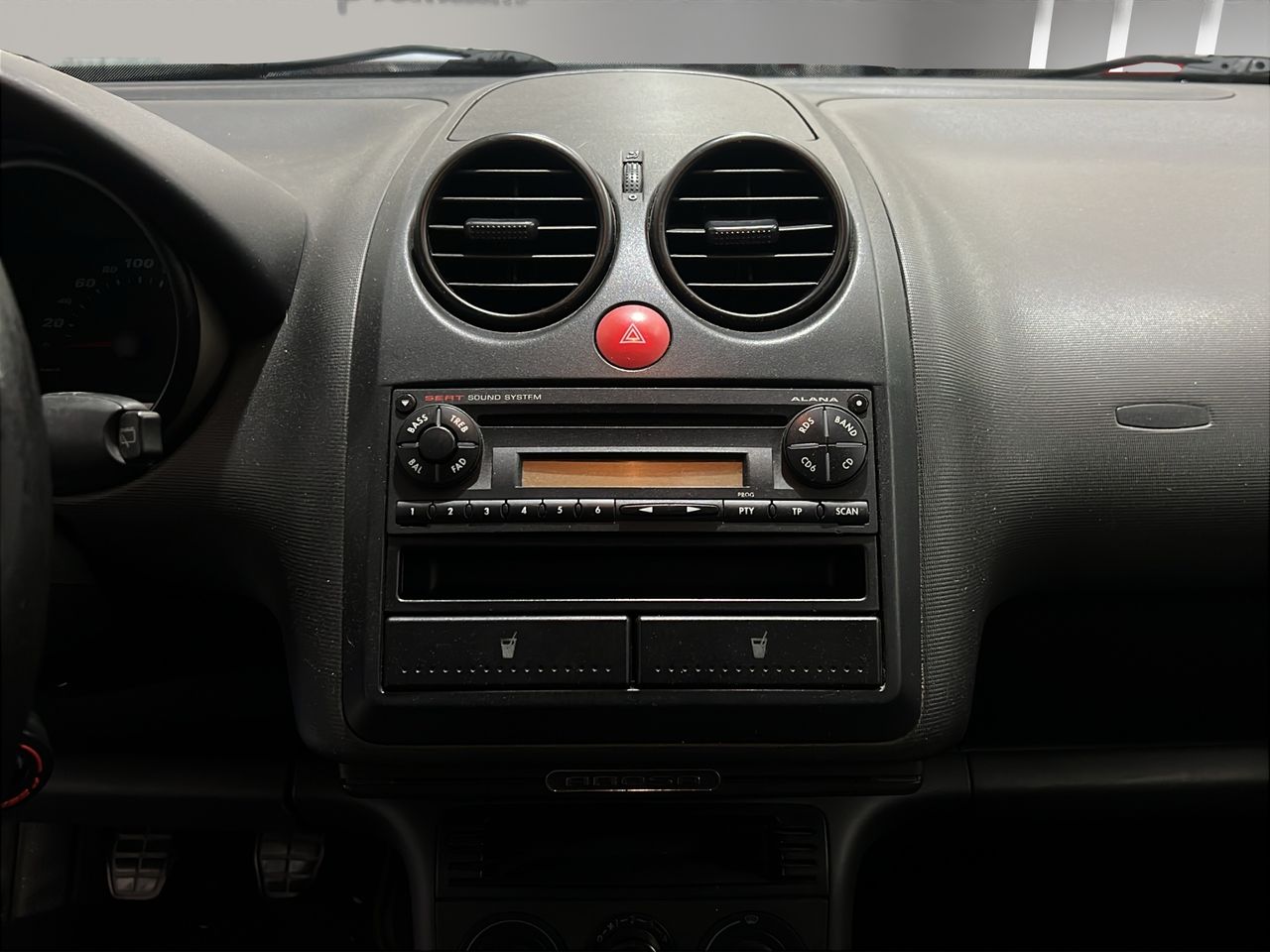 Seat Arosa 1.4i STELLA - Foto 17