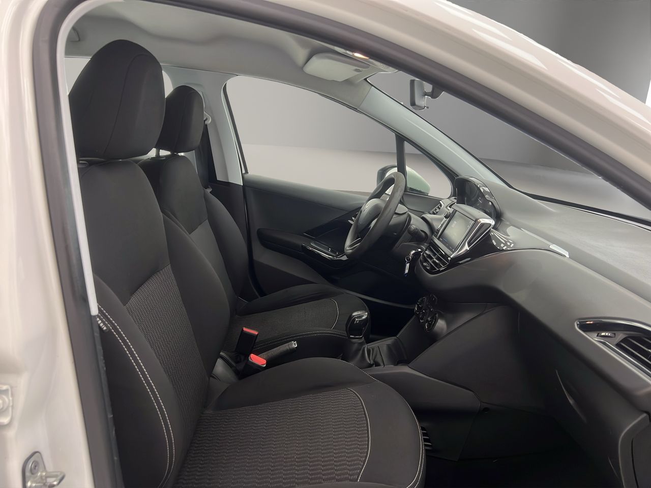 Peugeot 208 5P ACTIVE BlueHDi 73kW (100CV) - Foto 19