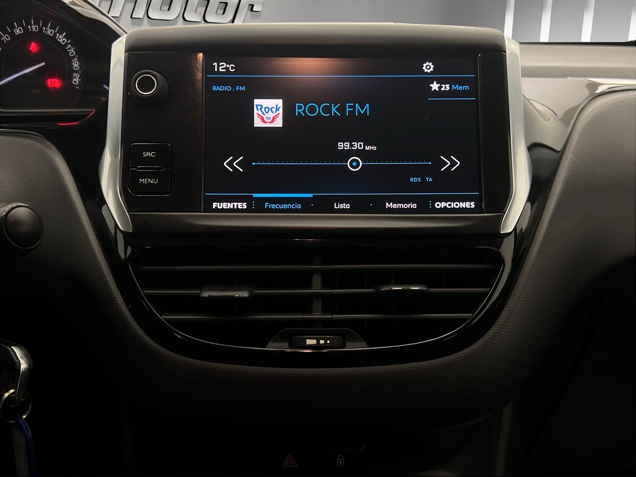 Peugeot 208 5P ACTIVE BlueHDi 73kW (100CV) - Foto 17