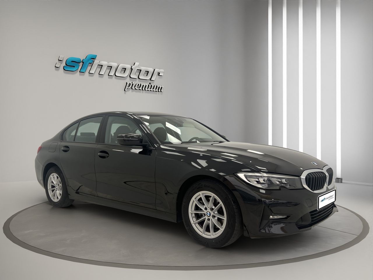 BMW Serie 3 318d Auto. - Foto 9