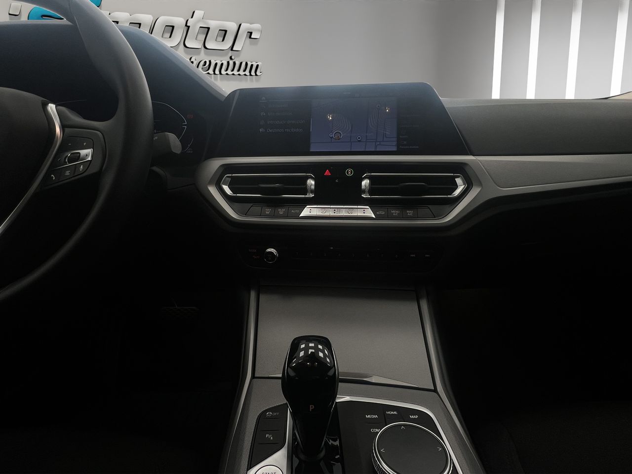 BMW Serie 3 318d Auto. - Foto 16