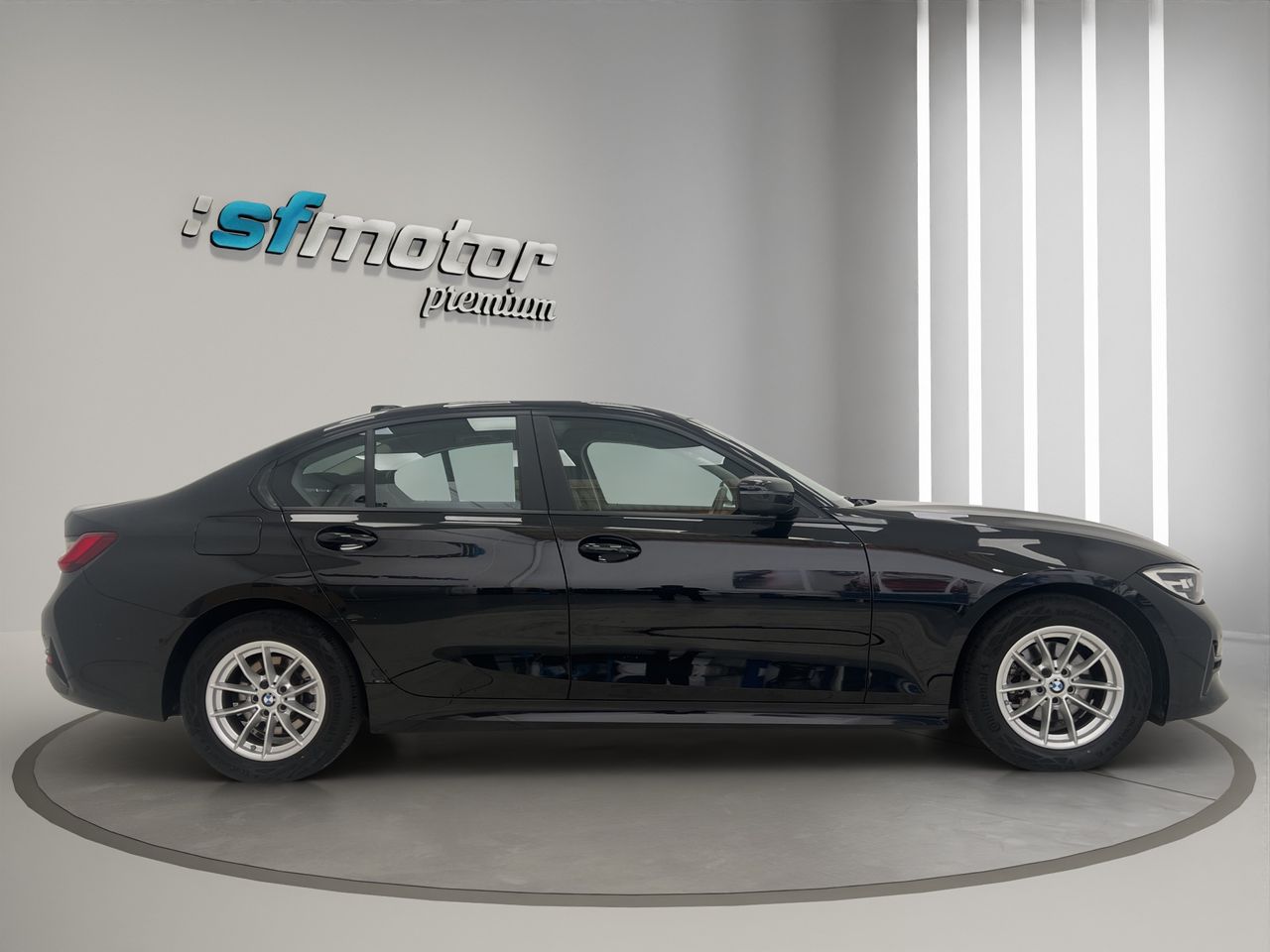 BMW Serie 3 318d Auto. - Foto 8