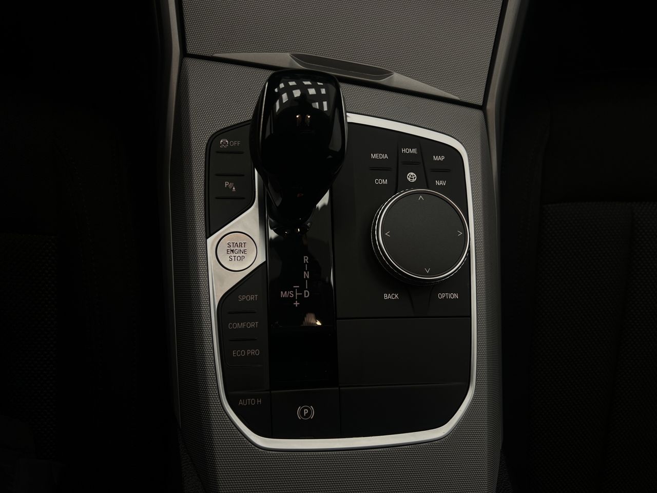 BMW Serie 3 318d Auto. - Foto 24