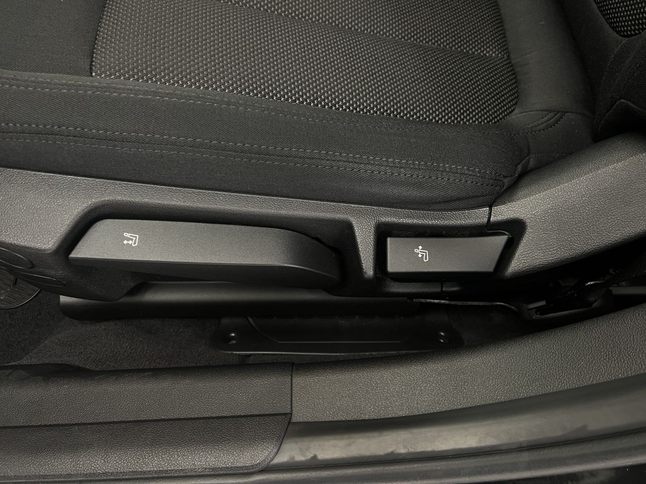 BMW Serie 3 318d Auto. - Foto 38