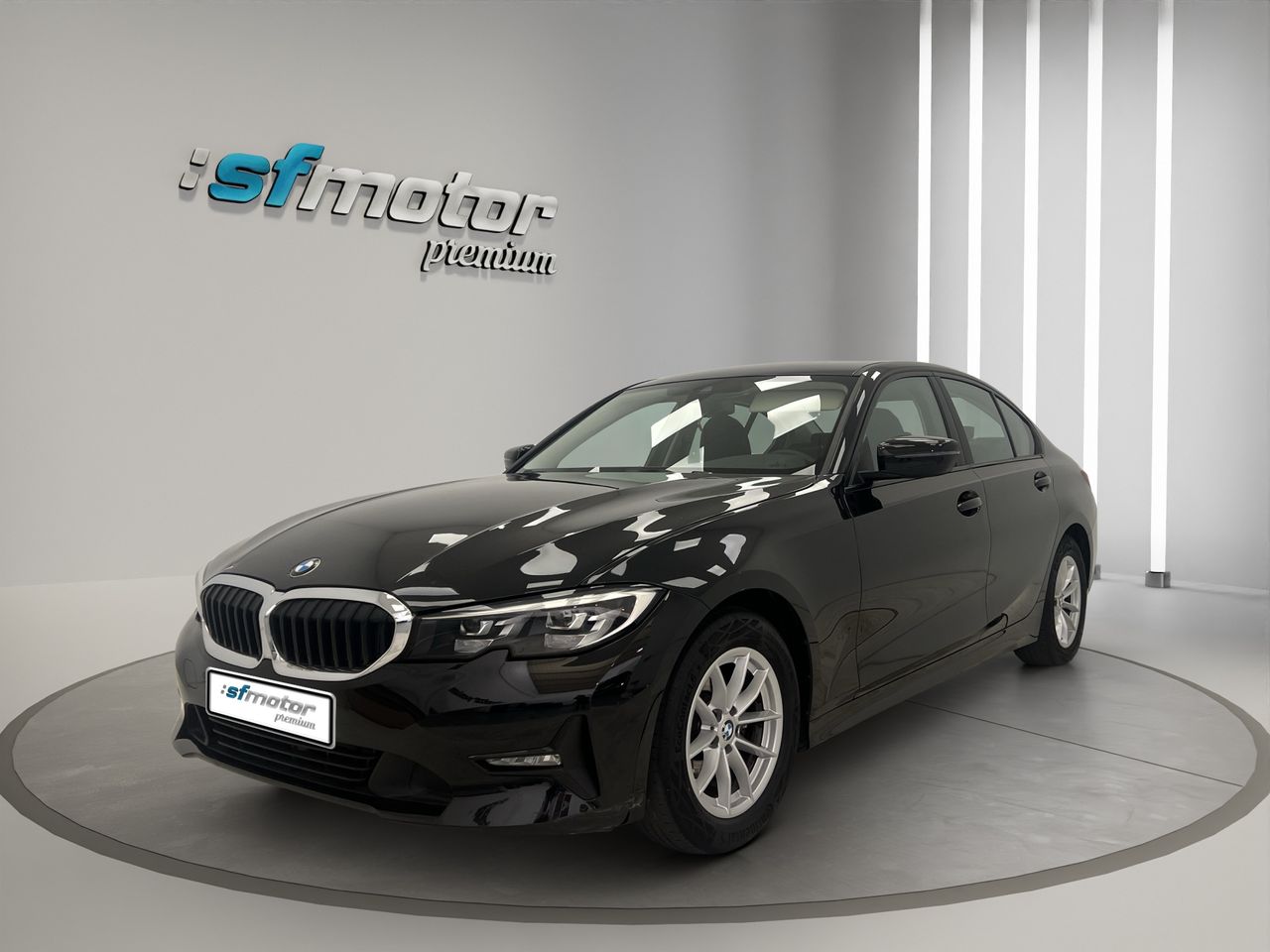 BMW Serie 3 318d Auto. - Foto 2