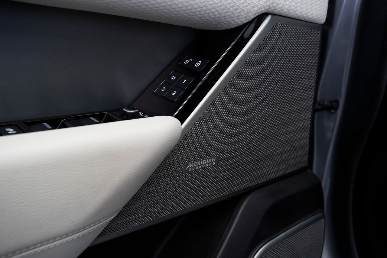 Land-Rover Range Rover Velar 2.0 D240 177kW R-Dynamic SE 4WD Auto - Foto 14