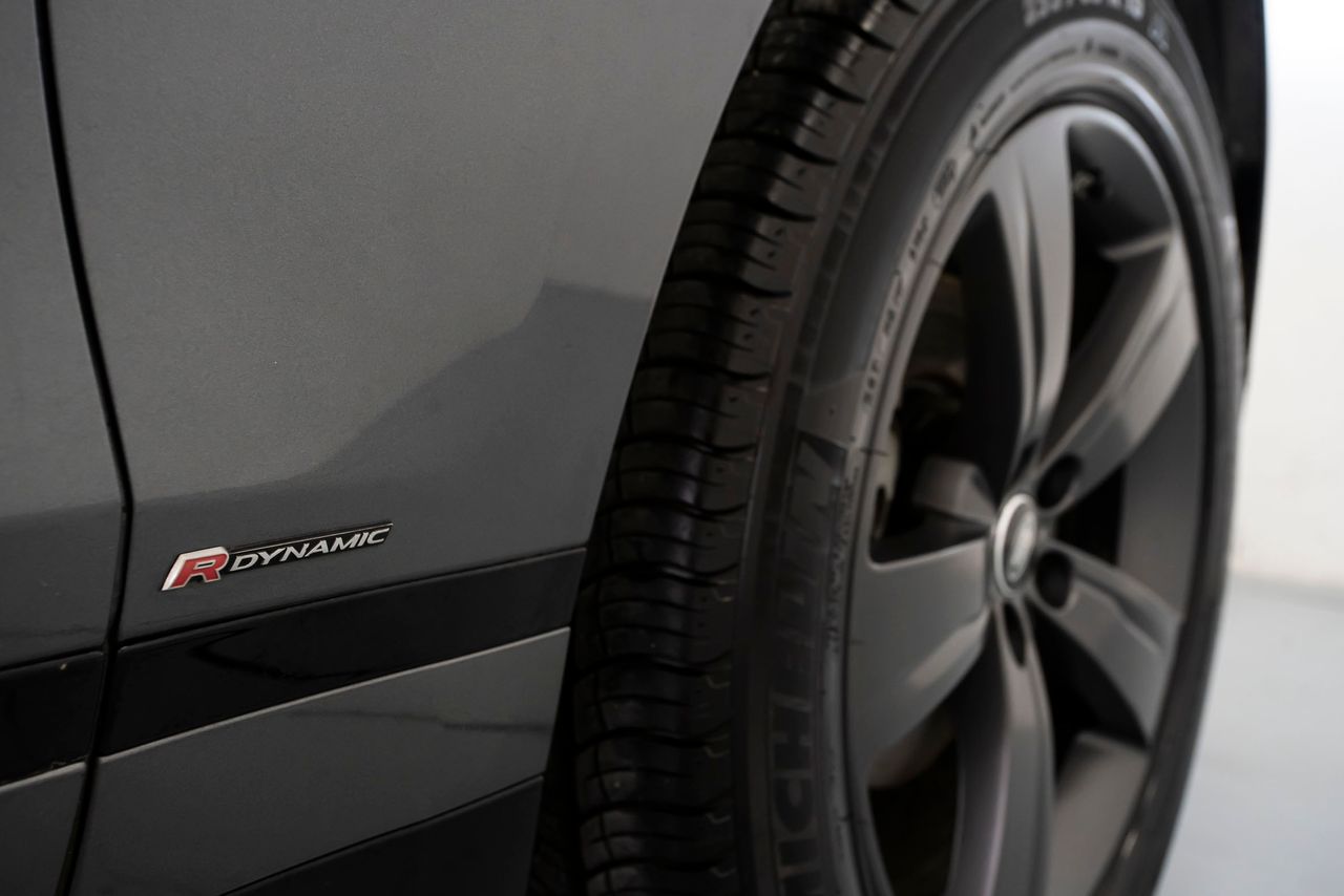 Land-Rover Range Rover Velar 2.0 D240 177kW R-Dynamic SE 4WD Auto - Foto 21