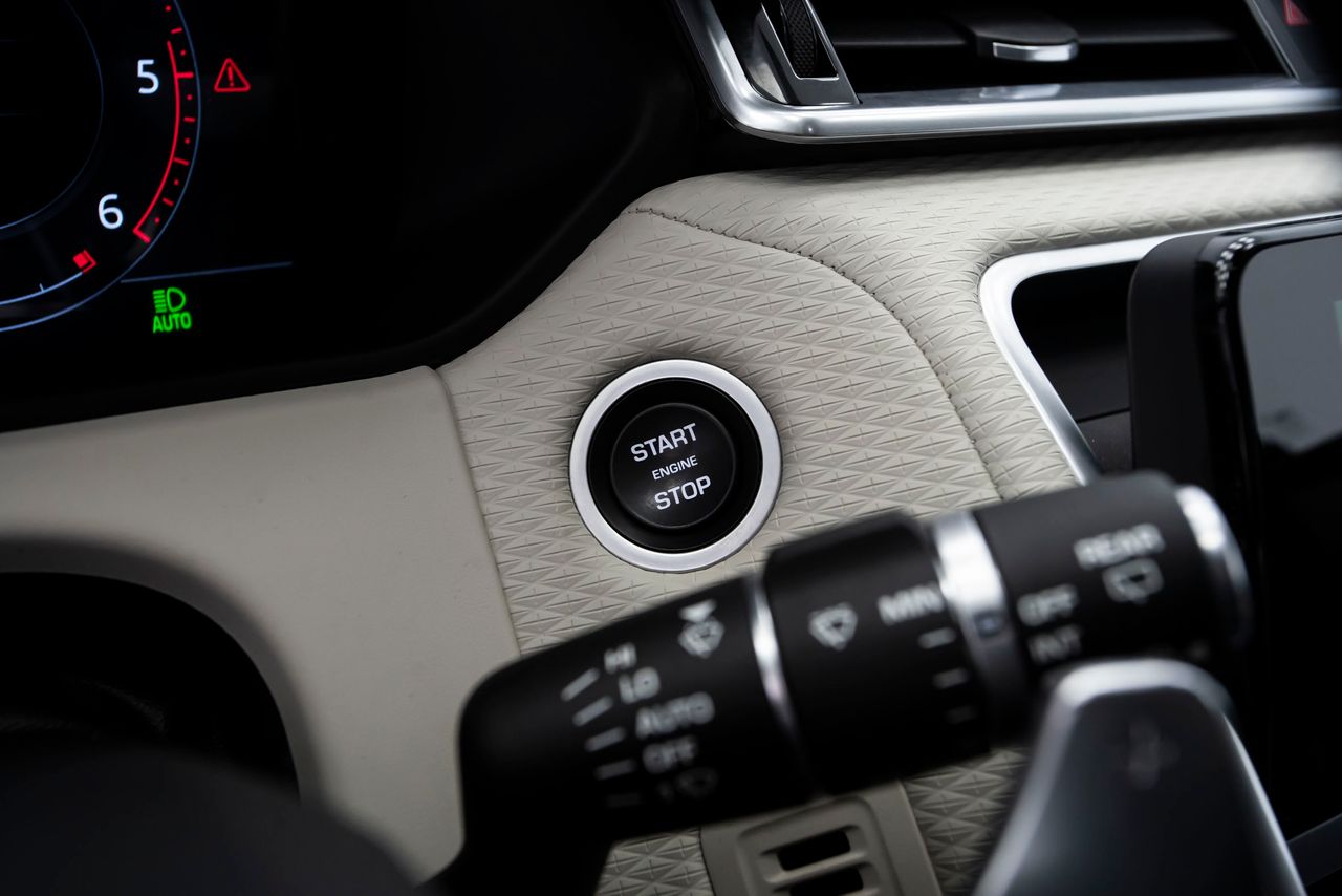 Land-Rover Range Rover Velar 2.0 D240 177kW R-Dynamic SE 4WD Auto - Foto 38