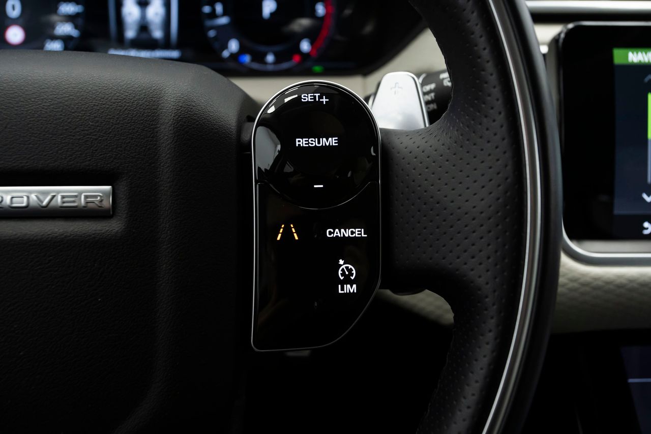 Land-Rover Range Rover Velar 2.0 D240 177kW R-Dynamic SE 4WD Auto - Foto 39