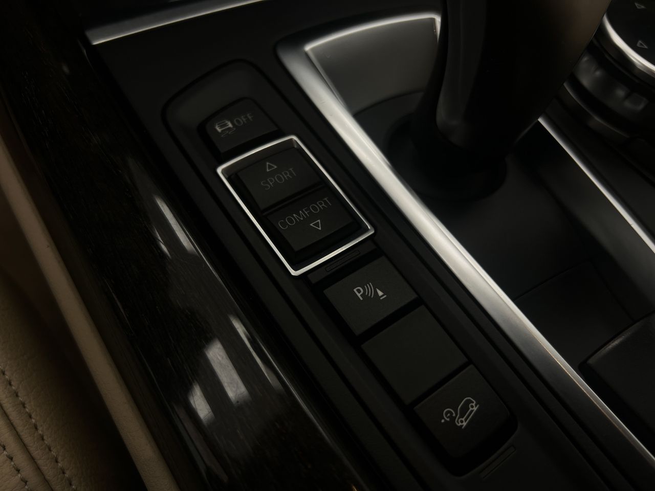 BMW X5 xDrive25D - Foto 24