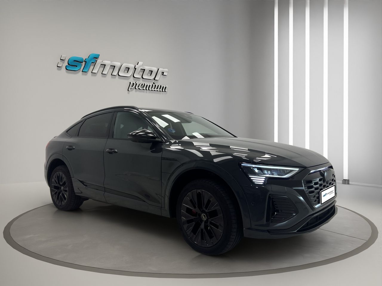 Audi Q8 e-tron S line 55 quattro - Foto 7