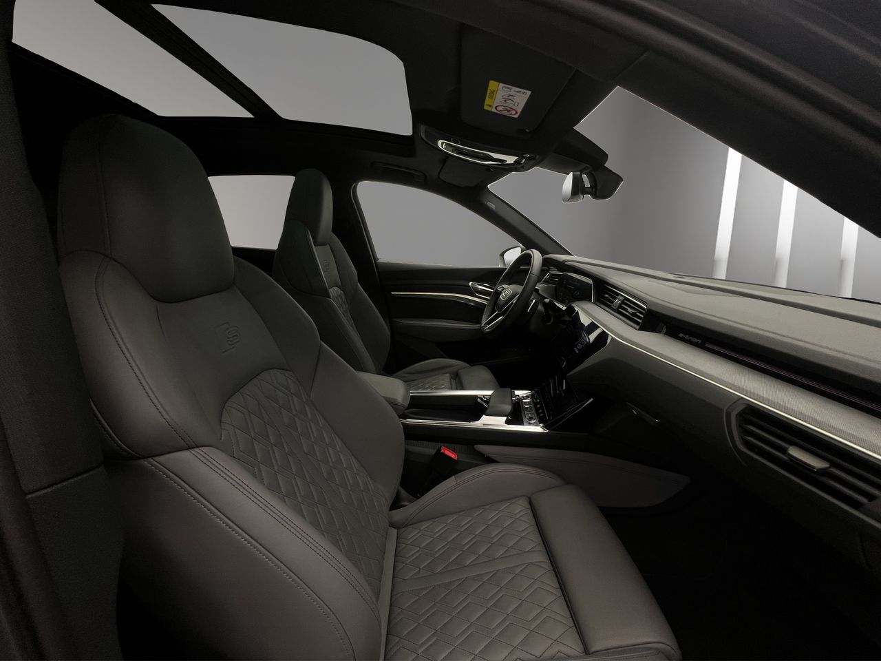 Audi Q8 e-tron S line 55 quattro - Foto 21