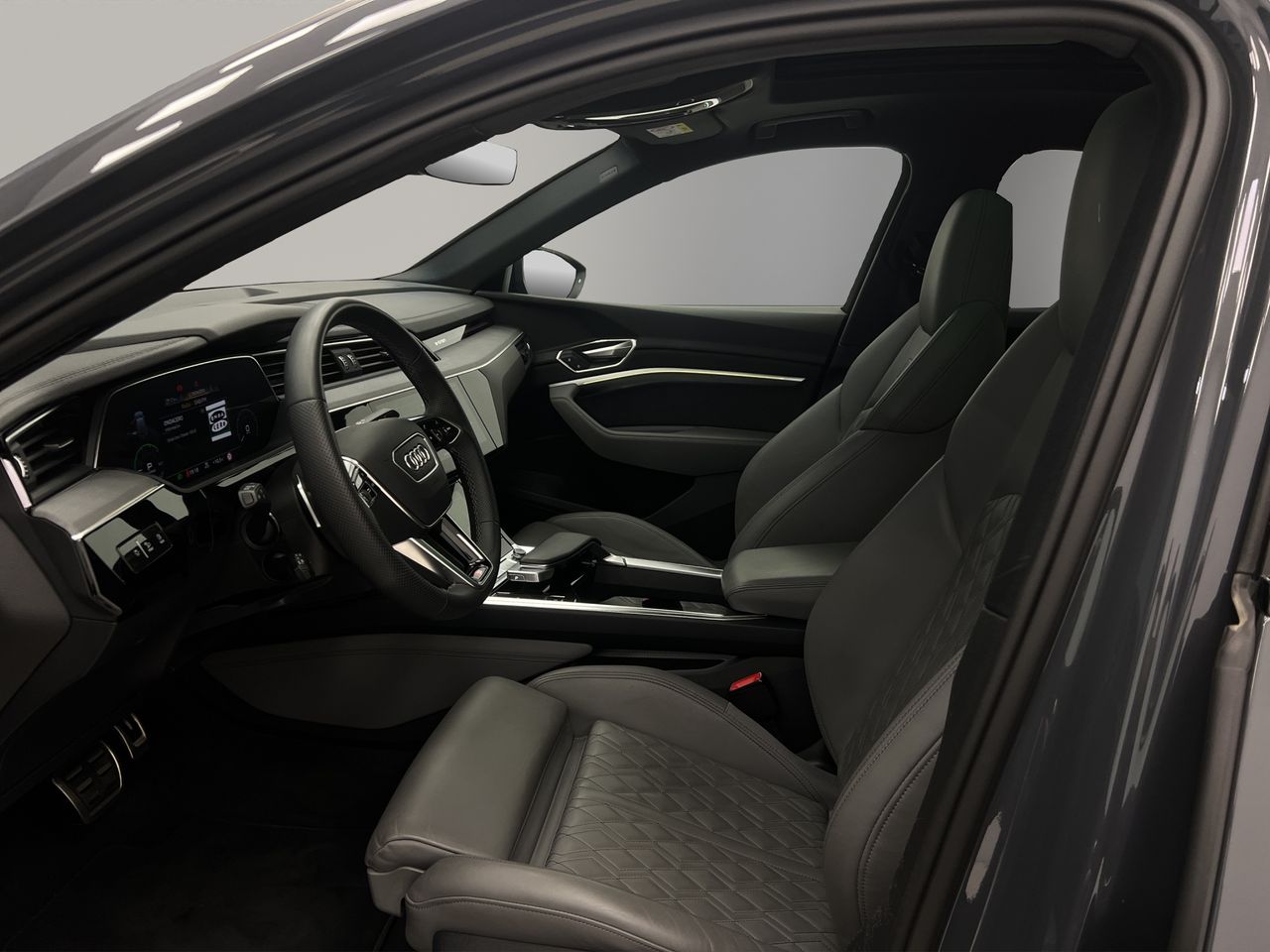 Audi Q8 e-tron S line 55 quattro - Foto 13