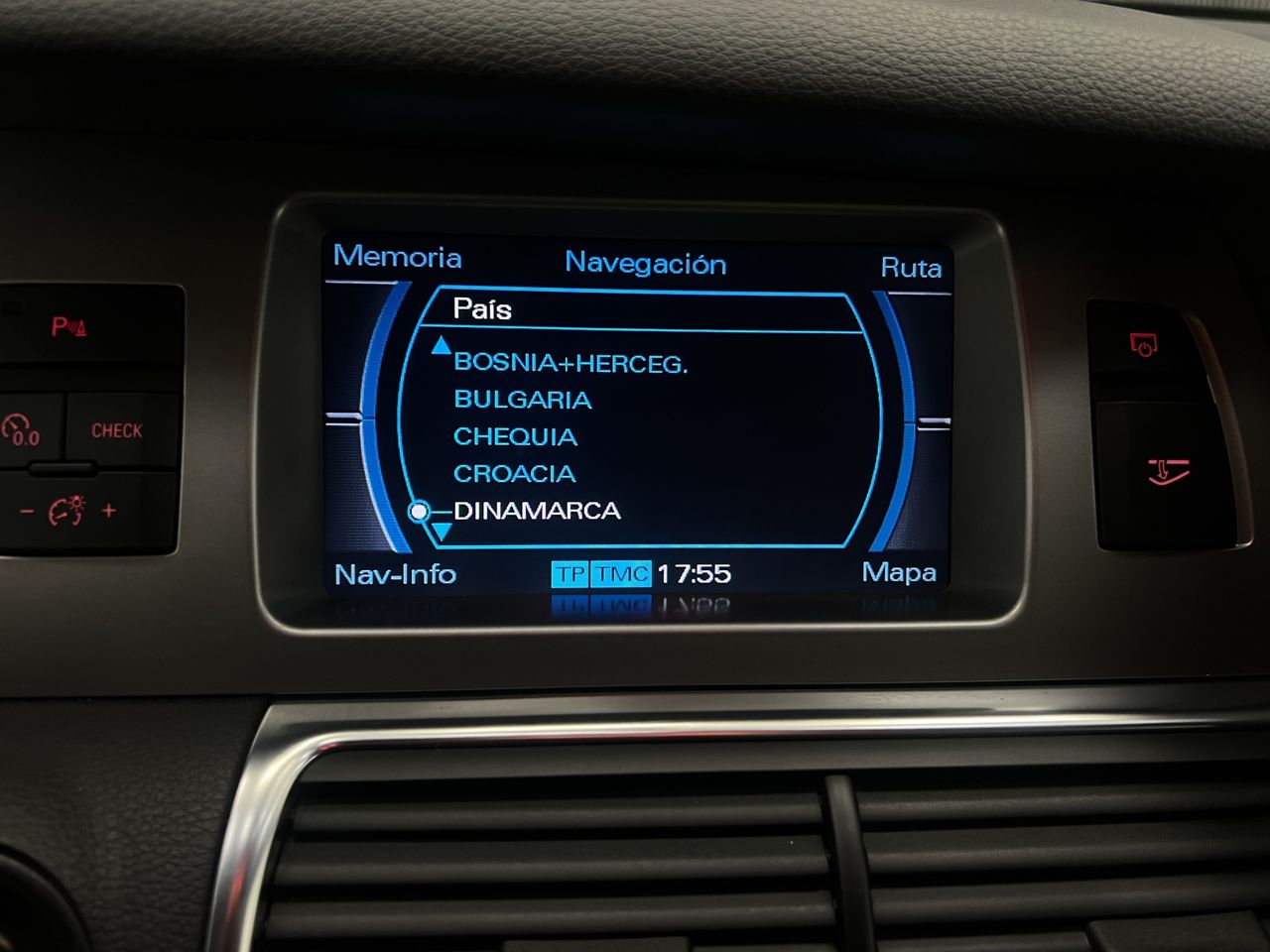 Audi Q7 3.0 TD - Foto 25