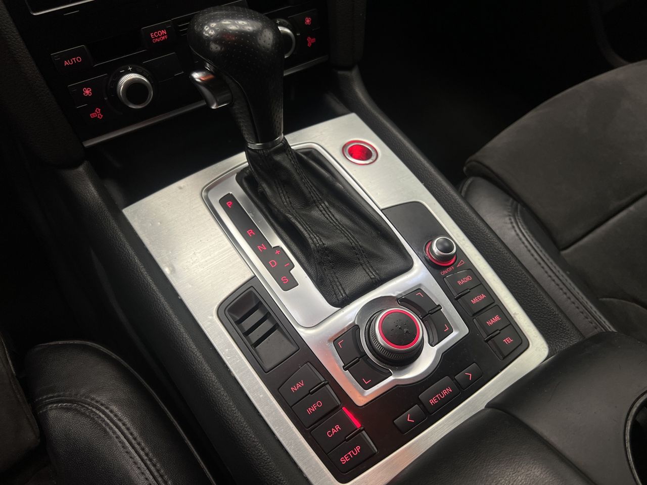 Audi Q7 3.0 TD - Foto 23