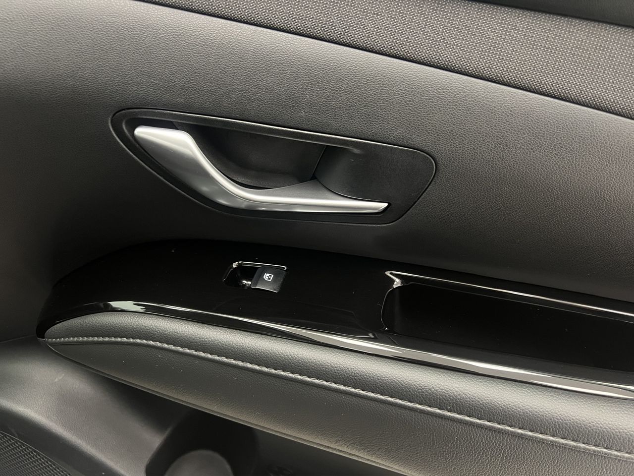 Hyundai Tucson 1.6 TGDI 169kW HEV Tecno Sky Auto - Foto 18