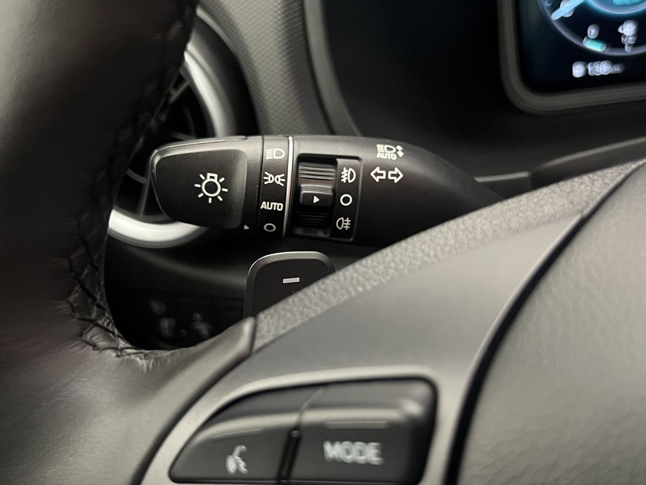 Hyundai Kona 1.6 GDI HEV Style Sky DCT - Foto 25