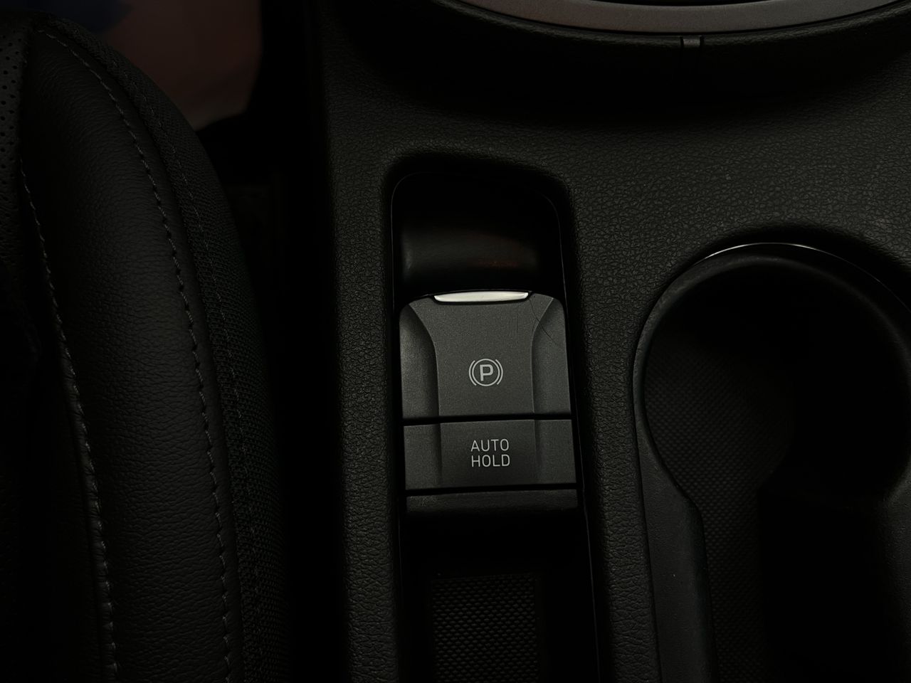 Hyundai Kona 1.6 GDI HEV Style Sky DCT - Foto 35