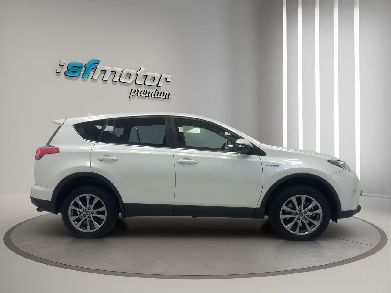 Toyota Rav4 2.5l hybrid 2WD Advance - Foto 8