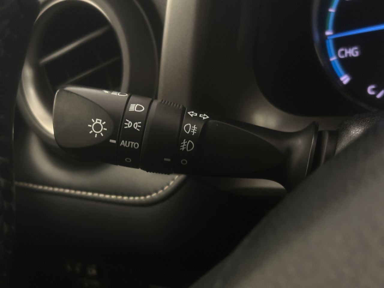 Toyota Rav4 2.5l hybrid 2WD Advance - Foto 25