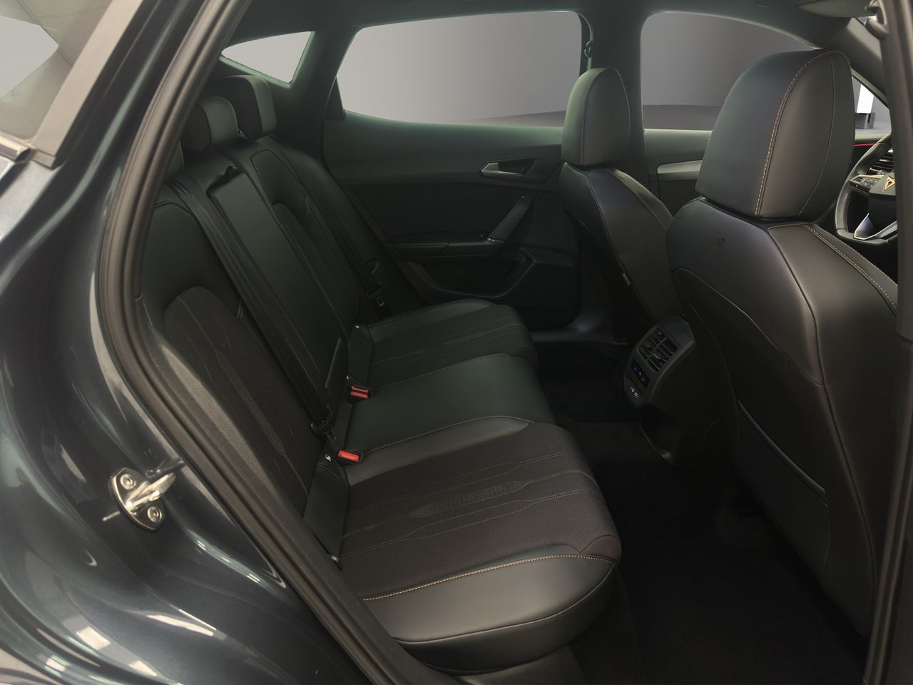 Cupra Formentor 1.4 e-Hybrid 150kW (204 CV) DSG - Foto 20