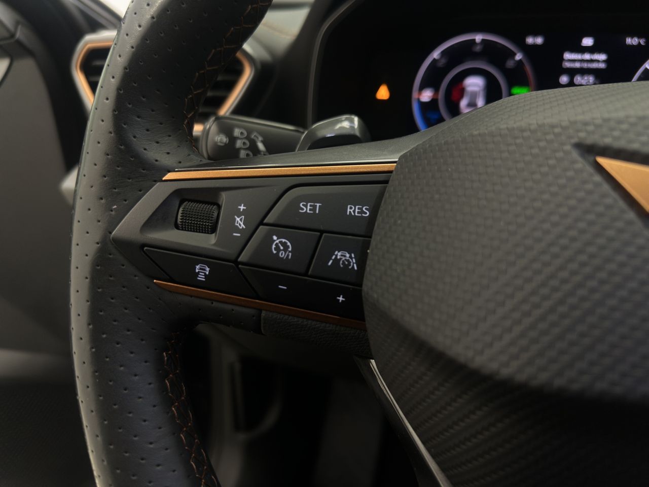 Cupra Formentor 1.4 e-Hybrid 150kW (204 CV) DSG - Foto 25