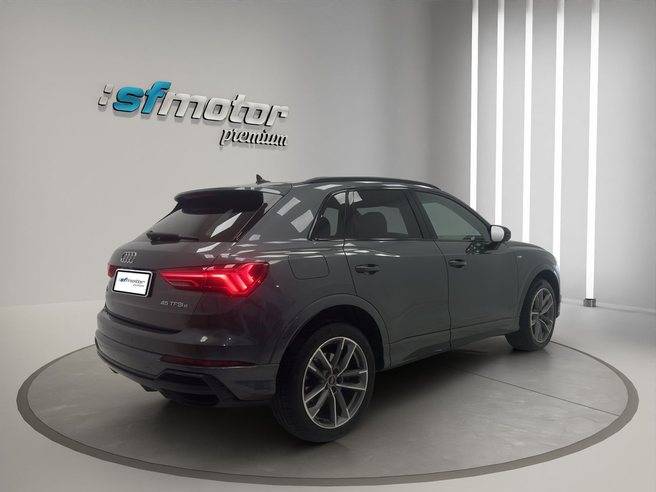 Audi Q3 45 TFSI e 180kW S tronic Black Line - Foto 7