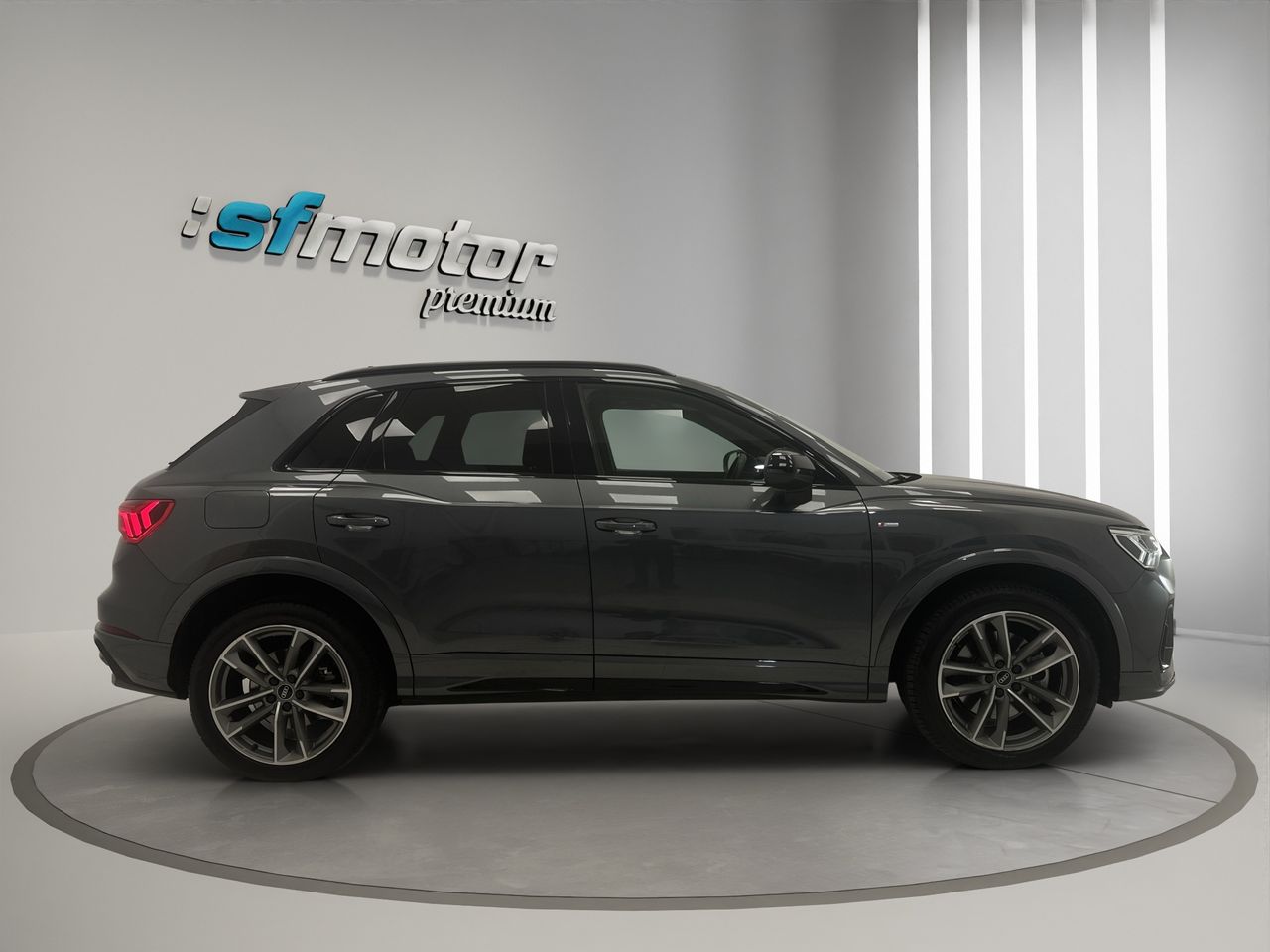 Audi Q3 45 TFSI e 180kW S tronic Black Line - Foto 8