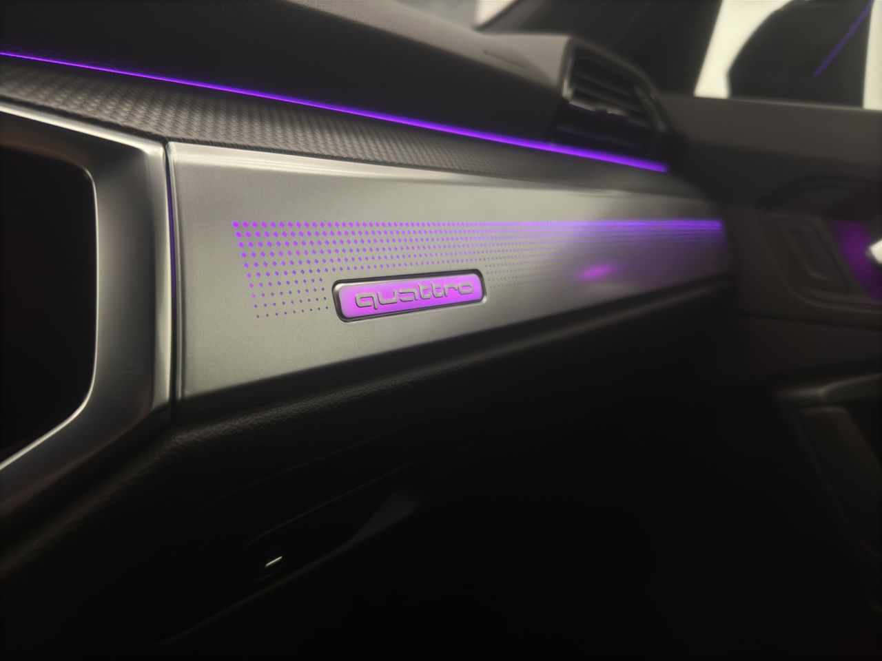 Audi Q3 45 TFSI e 180kW S tronic Black Line - Foto 34