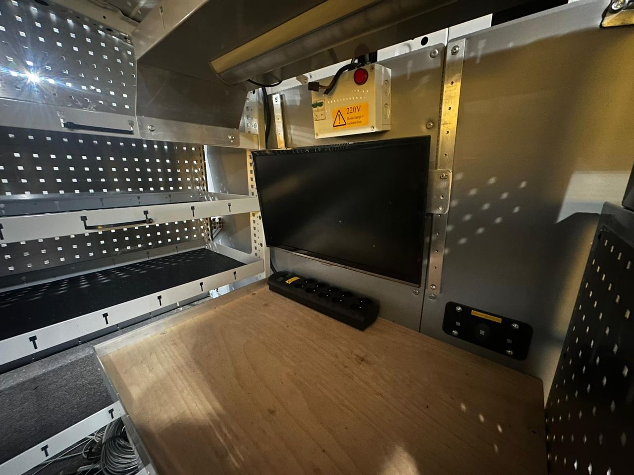 Ford Transit 350M 2.0TD 130PK 96KW M6 TREND 4D TALLER - Foto 15