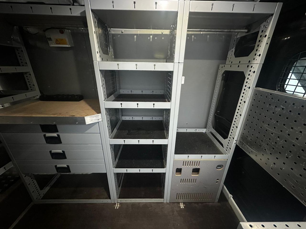 Ford Transit 350M 2.0TD 130PK 96KW M6 TREND 4D - Foto 15