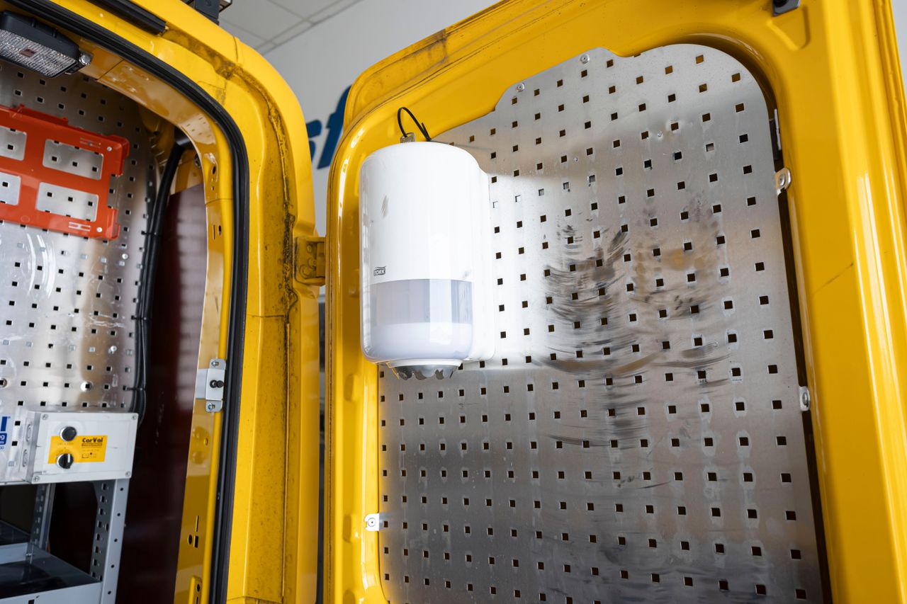 Ford Transit 350M 2.0TD 130PK 96KW M6 TREND 4D TALLER - Foto 18