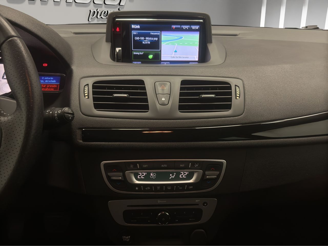 Renault Megane Sport Tourer Bose Energy dCi 130 S&S - Foto 17