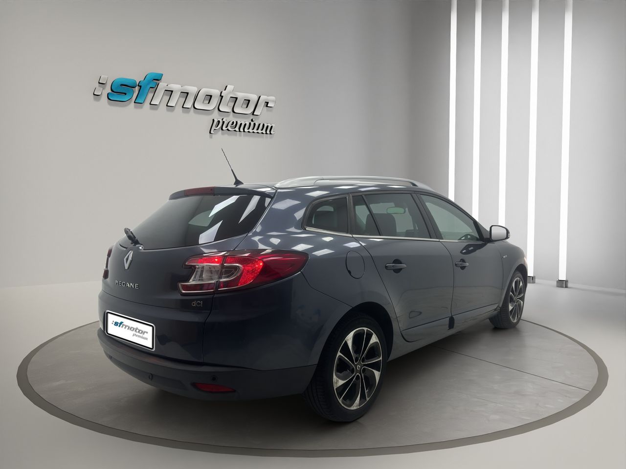 Renault Megane Sport Tourer Bose Energy dCi 130 S&S - Foto 7