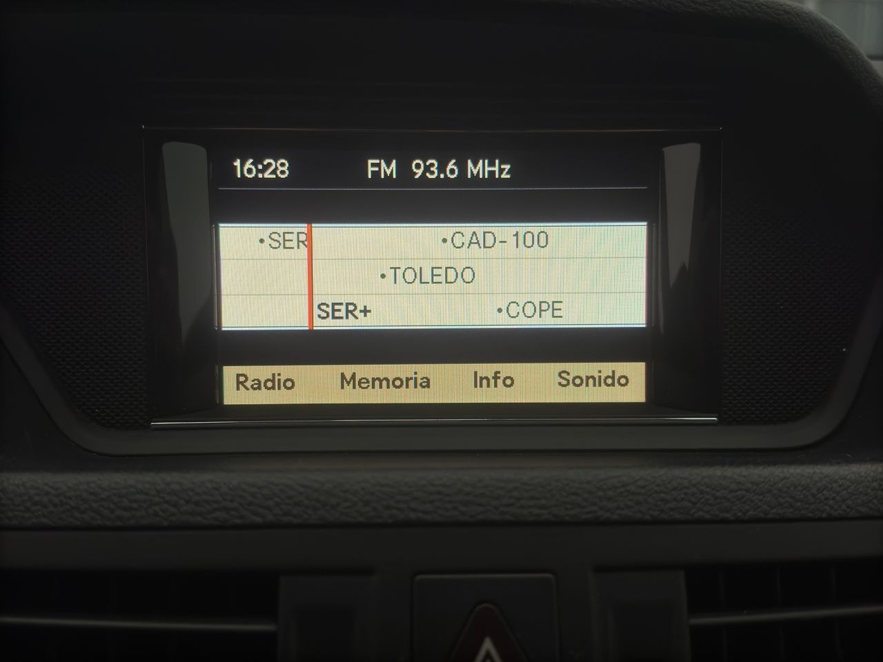 Mercedes Clase E Coupé E 220 CDI Blue Efficiency Avantg. - Foto 38