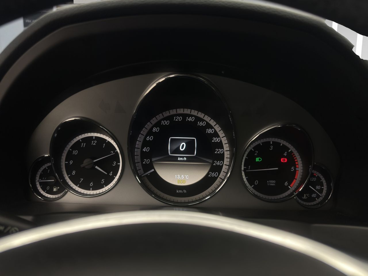 Mercedes Clase E Coupé E 220 CDI Blue Efficiency Avantg. - Foto 19