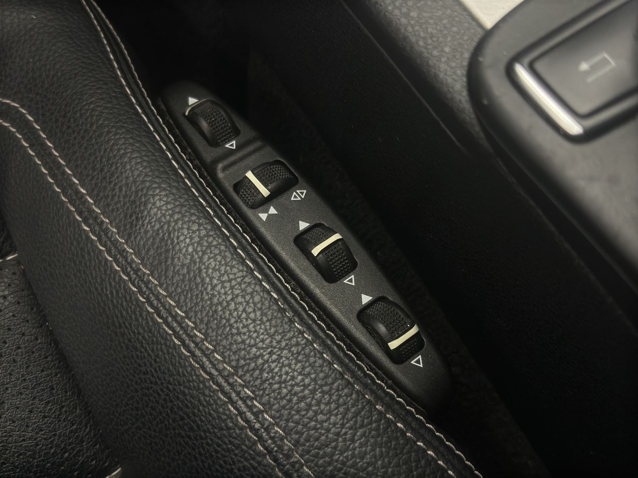 Mercedes Clase E Coupé E 220 CDI Blue Efficiency Avantg. - Foto 35