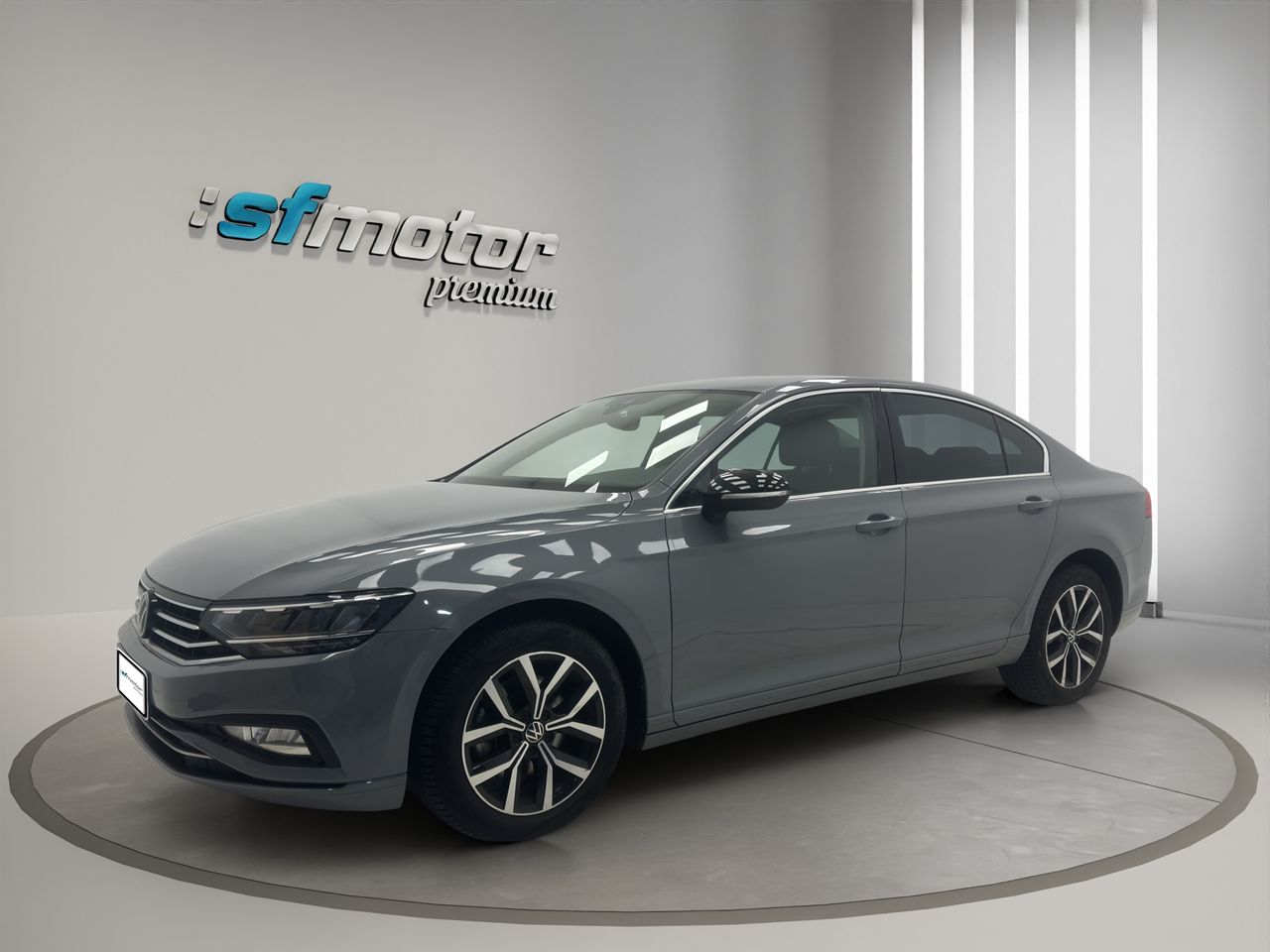 Volkswagen Passat Business 2.0 TDI 110kW (150CV) - Foto 2