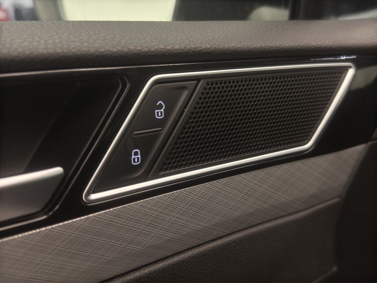 Volkswagen Passat Business 2.0 TDI 110kW (150CV) - Foto 34