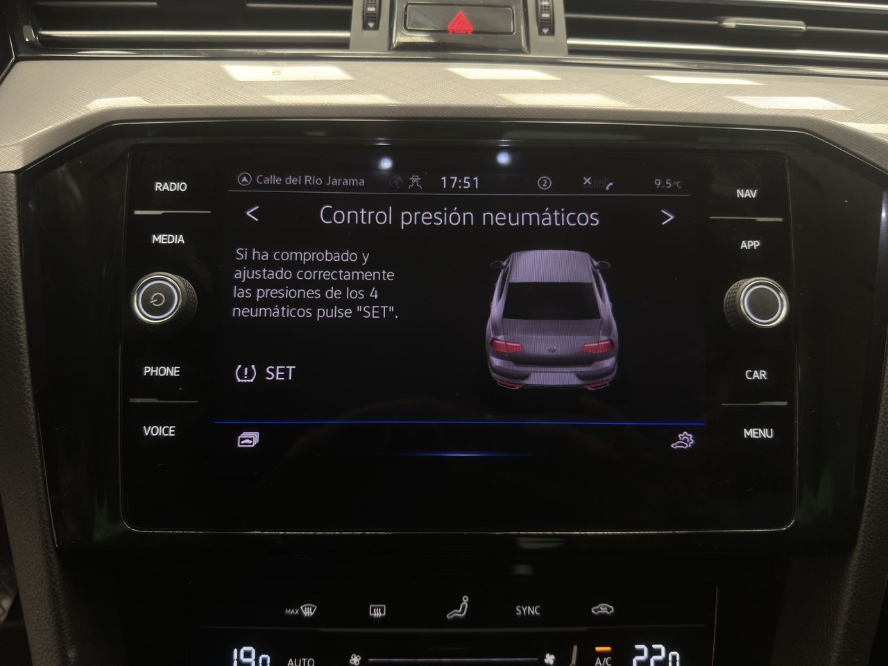 Volkswagen Passat Business 2.0 TDI 110kW (150CV) - Foto 25