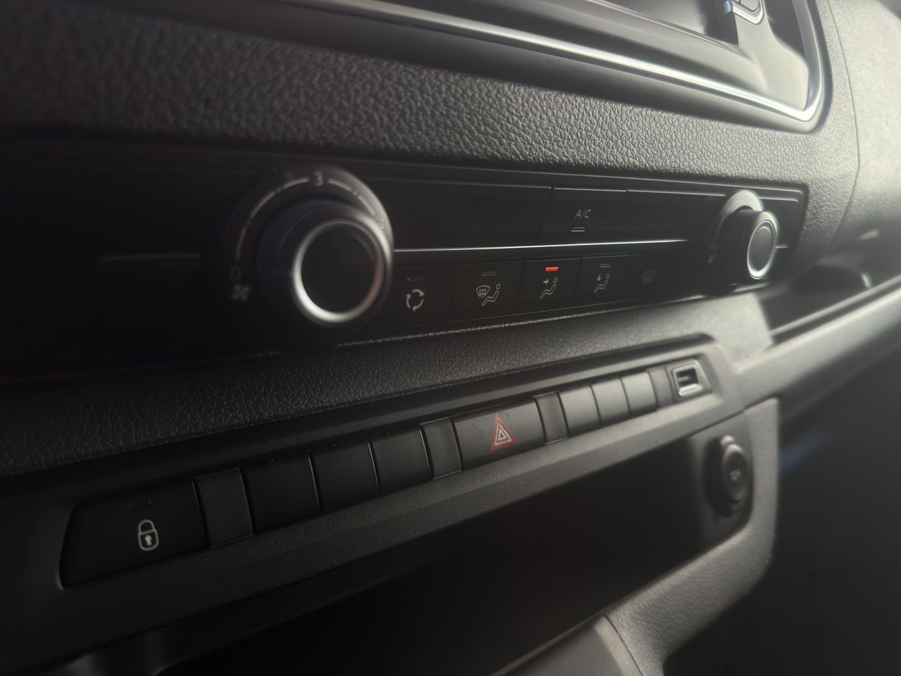 Peugeot Expert LONG DC ASPHALT L3 - Foto 24