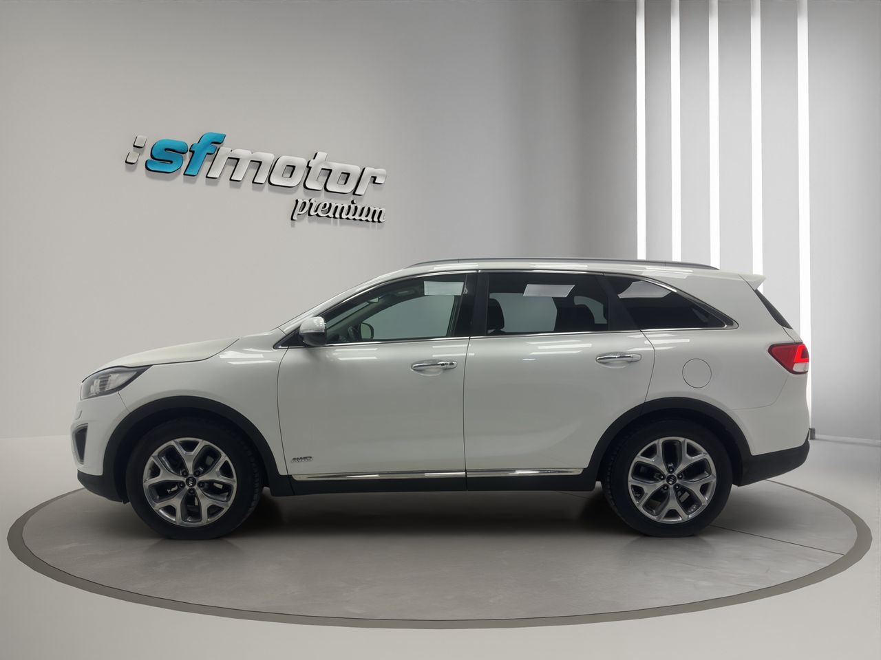 Kia Sorento 2.2 CRDi Emotion Auto 4x4 - Foto 4