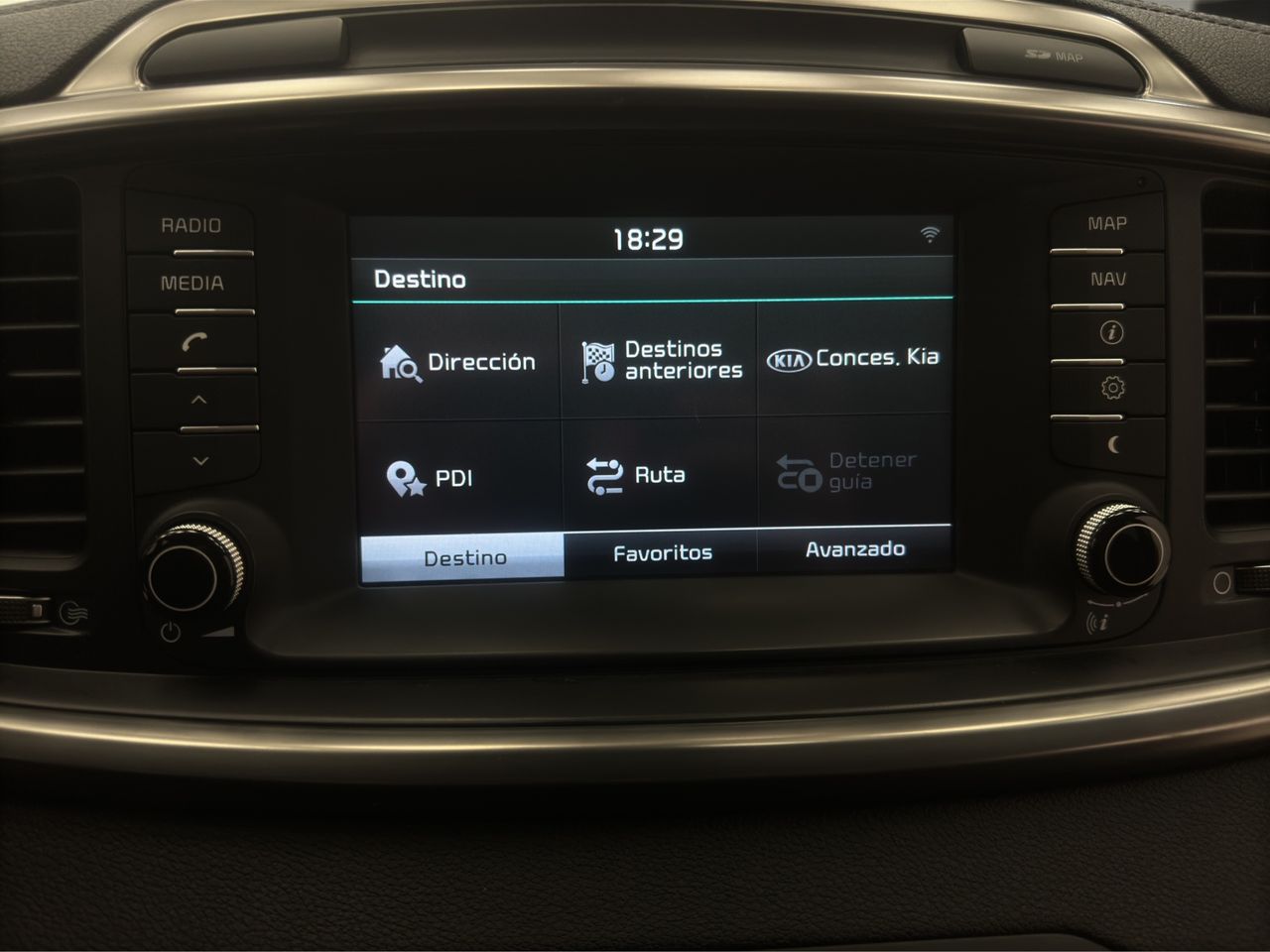 Kia Sorento 2.2 CRDi Emotion Auto 4x4 - Foto 30