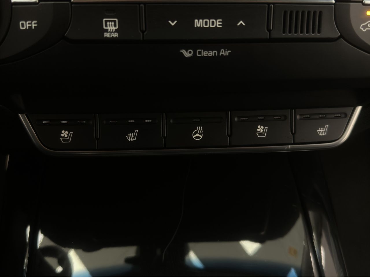 Kia Sorento 2.2 CRDi Emotion Auto 4x4 - Foto 34