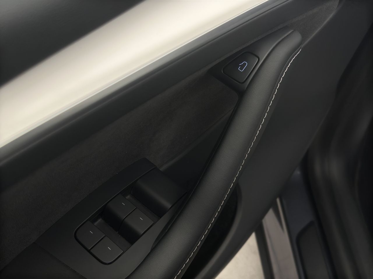 Tesla Model Y Gran Autonomía 4WD - Foto 25