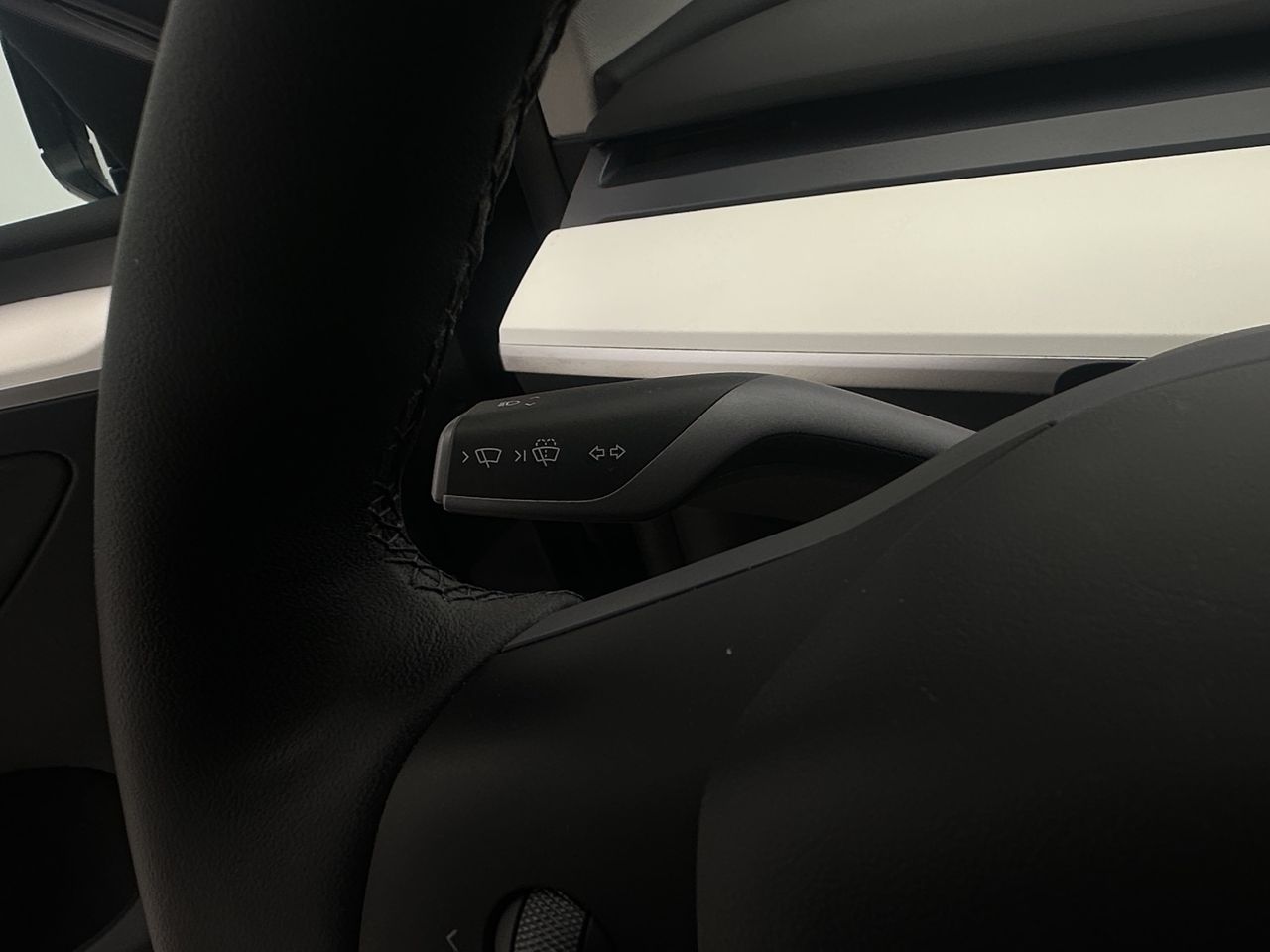 Tesla Model Y Gran Autonomía 4WD - Foto 23