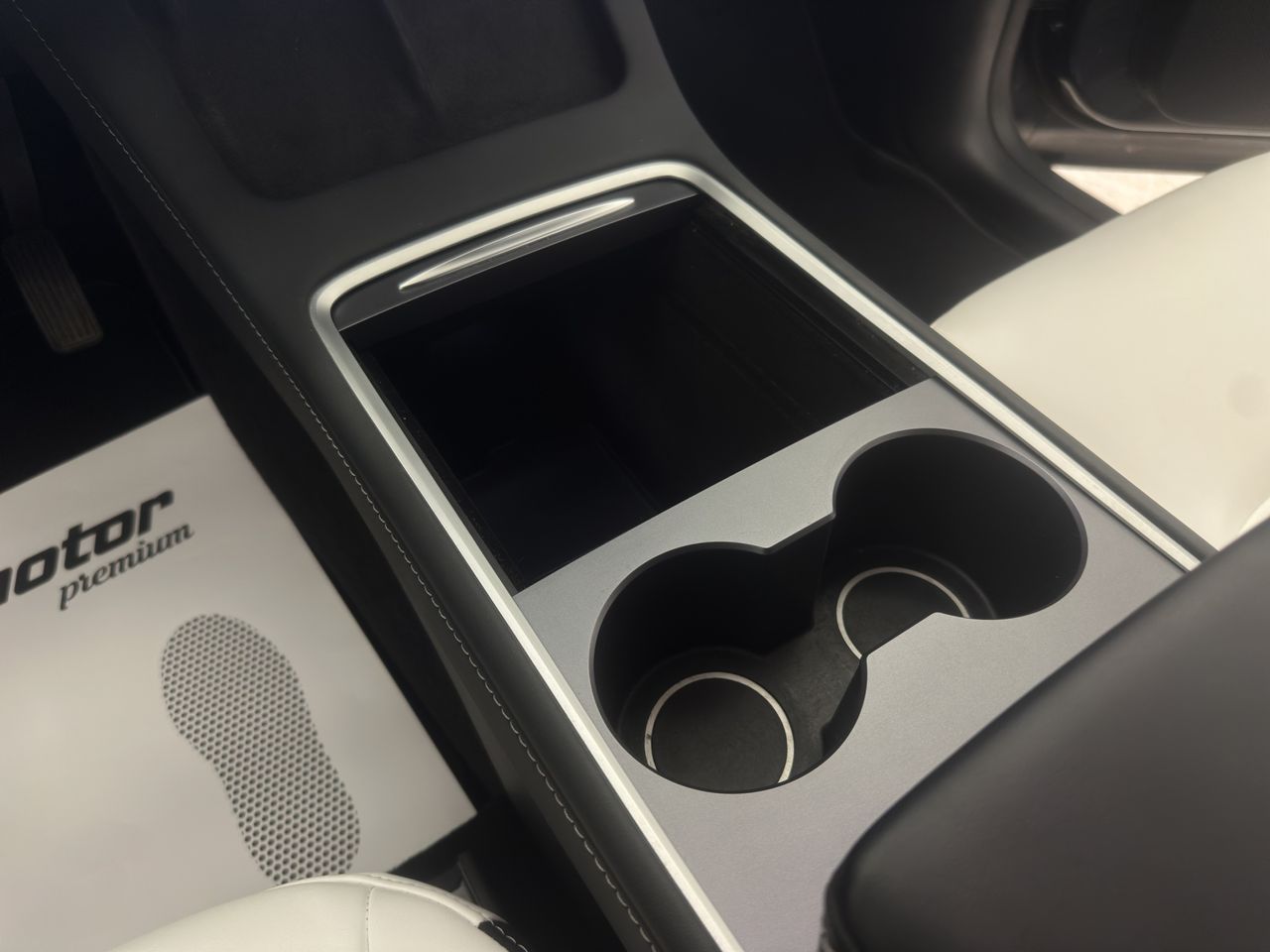 Tesla Model Y Gran Autonomía 4WD - Foto 35