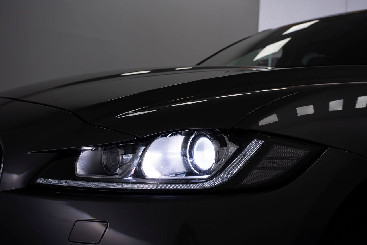 Jaguar F-Pace 2.0L i4D 132kW Prestige Auto - Foto 13