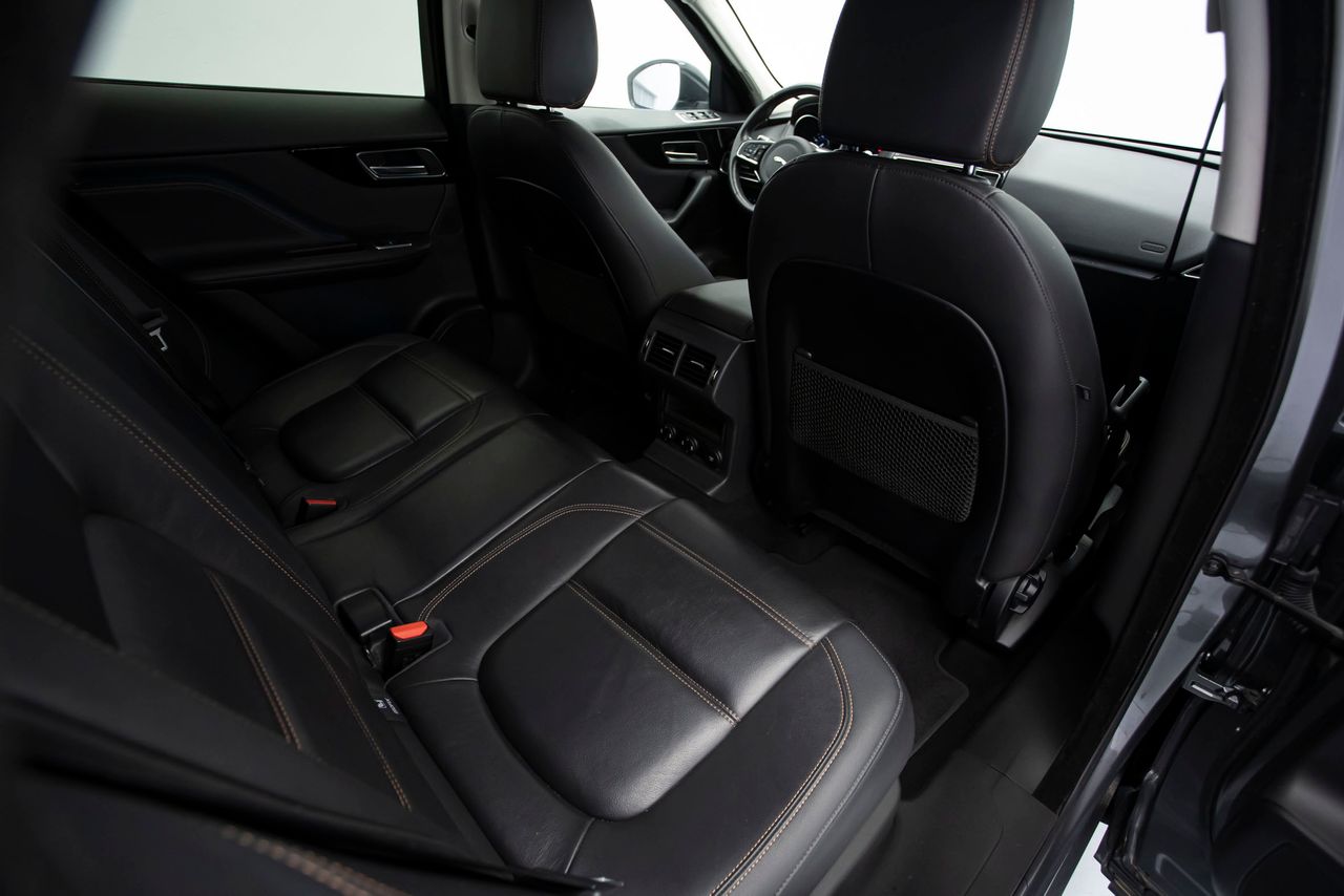 Jaguar F-Pace 2.0L i4D 132kW Prestige Auto - Foto 23